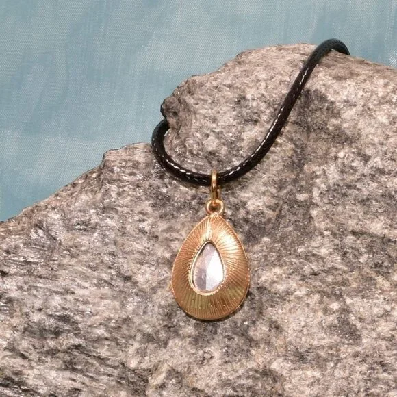 Cara Crystal Red Water Drop Pendant Braided Leather Chain Necklace Gift Packaged - Picture 3 of 10